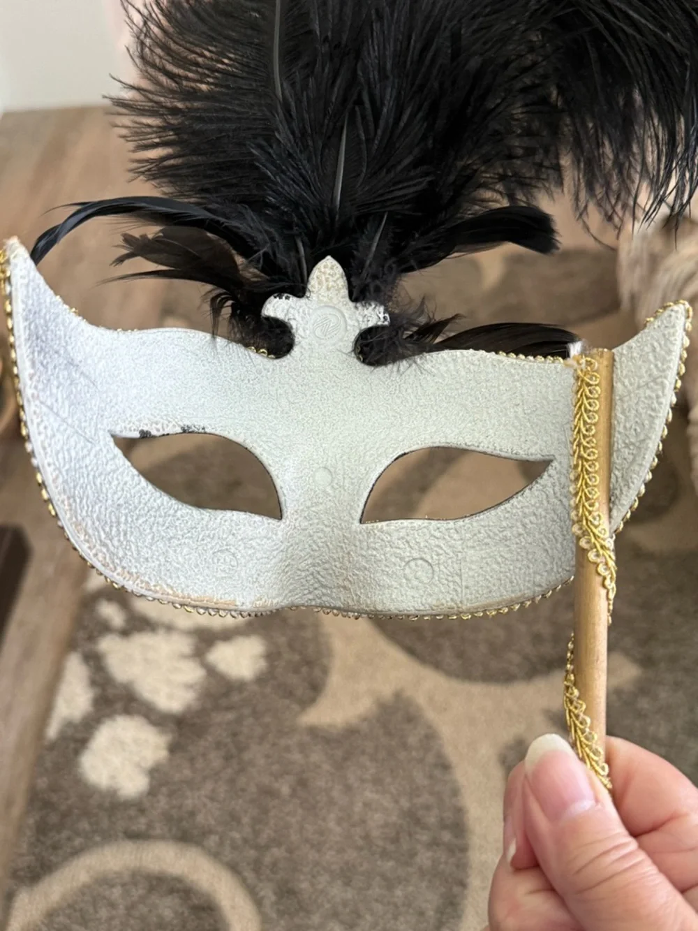 Vintage Pier 1 Venetian Jester Stick Mask Masquerade Black Gold 21”
